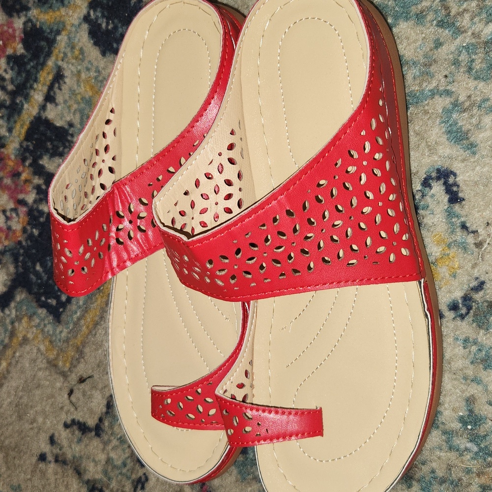 Red Sandals - Picture 3 of 3